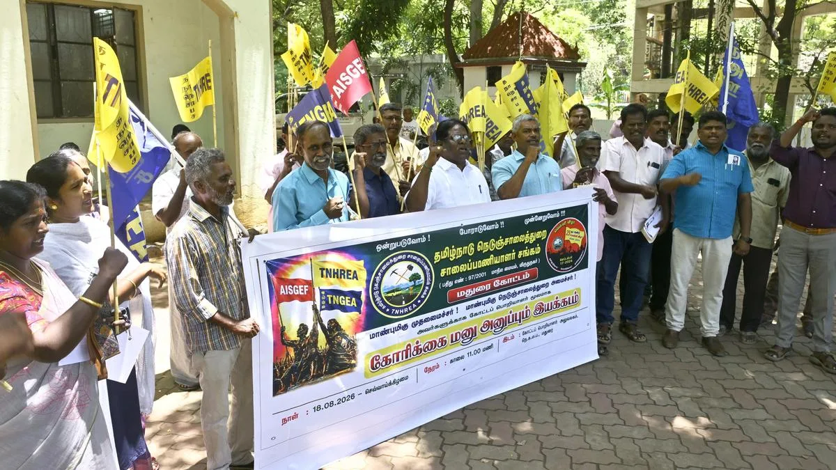 Road workers stage demonstration