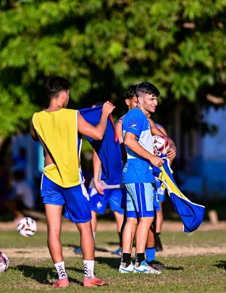 Atlético faz treino de apronto e Kinho Brito deve fazer mudanças