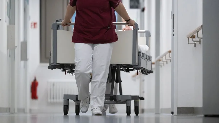 Krankenkasse: Bis zu 4300 Euro mehr pro Jahr? So könnte der Beitragsschock für Versicherte verhindert werden