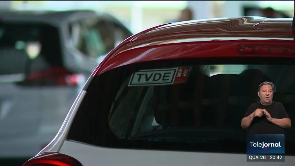 Taxis vão poder circular como TVDE