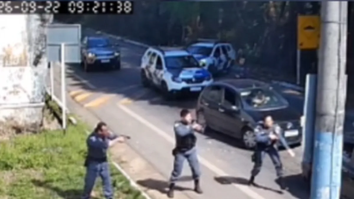 Dupla é presa em Guaçuí após perseguição com três mortos entre MG e o ES