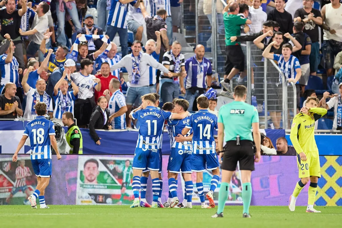 (Crónica) Zabiri da al Racing la primera y el Alavés supera al Villarreal
