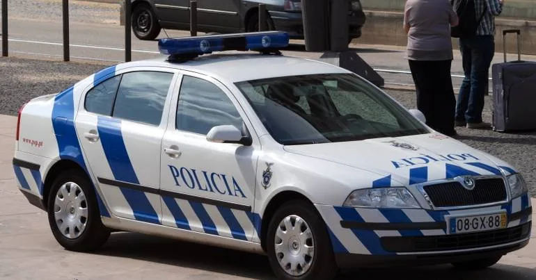 Prisão preventiva para detido por furto com faca no Porto