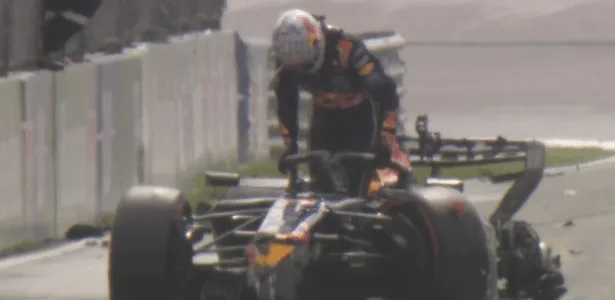 Batida forte de Verstappen causa bandeira vermelha no GP da Holanda