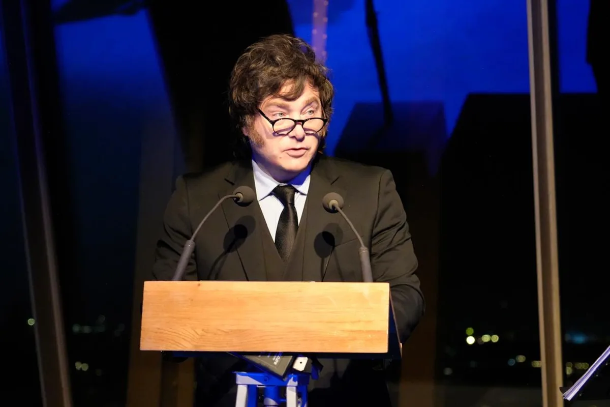 Javier Milei y sus medidas, EN VIVO: “Nos unimos en oración por su salud”, dijo el Presidente por la operación del Papa