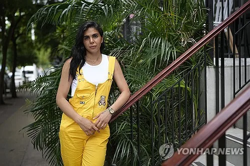 美서 파나마로 추방된 이란 기독교 개종 여성, 캐나다서 새 삶