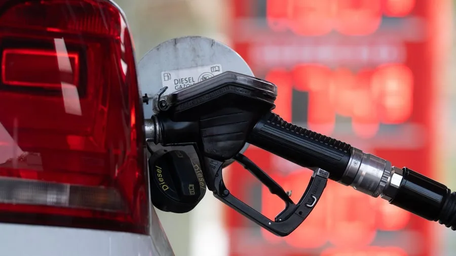 Energie: Diesel stärker gestiegen als Öl – strategische Lager leeren sich in Rekordtempo