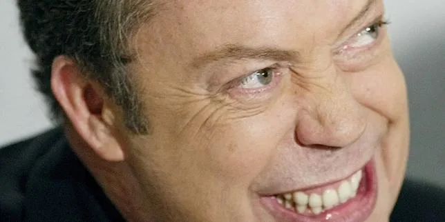Tim Curry, star des films cultes « The Rocky Horror Picture Show » et « Ça », est mort à l’âge de 80 ans
