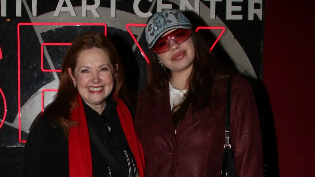 Andrea del Boca fue a ver un show erótico junto a su hija y sus amigos: las fotos de la noche