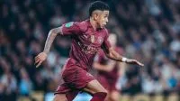 Após Savinho, Tottenham anuncia atacante do Manchester City como reforço