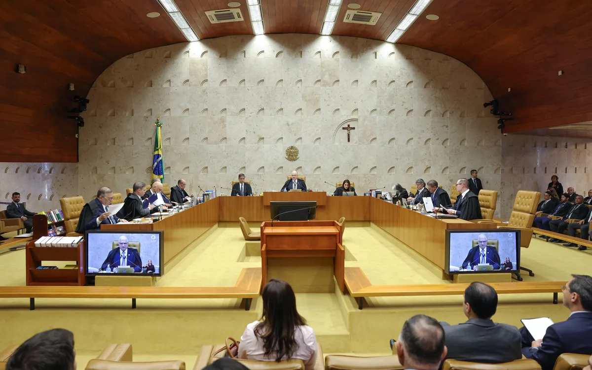 Proposta prevê mandato de 10 anos para ministros do STF e muda regras de indicação