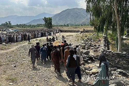 파키스탄, 3개월 만에 또 아프간 공습…"일가족 7명 사상"