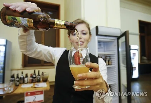 벨기에 맥주업계, '알코올 건강 해쳐' 문구 의무화에 반발