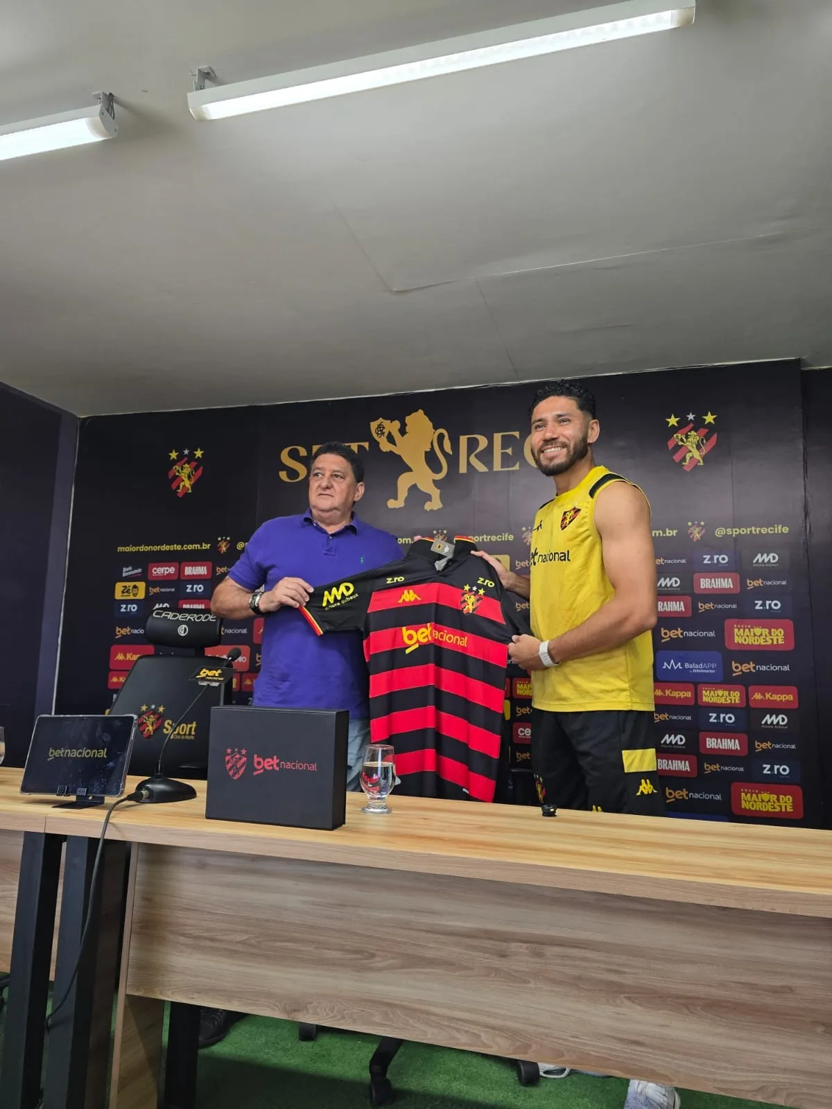 Neto Pessoa admite falta de ritmo no Sport e projeta evolução para reta final da Série B