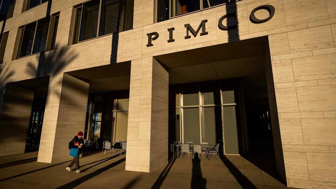 US 10-year Treasury yields risk hitting 6% for first time since 2000, Pimco says