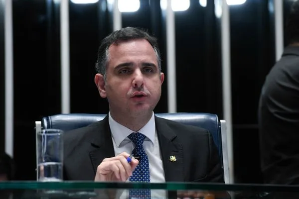 Senado aprova indicação de Rodrigo Pacheco como ministro do TCU