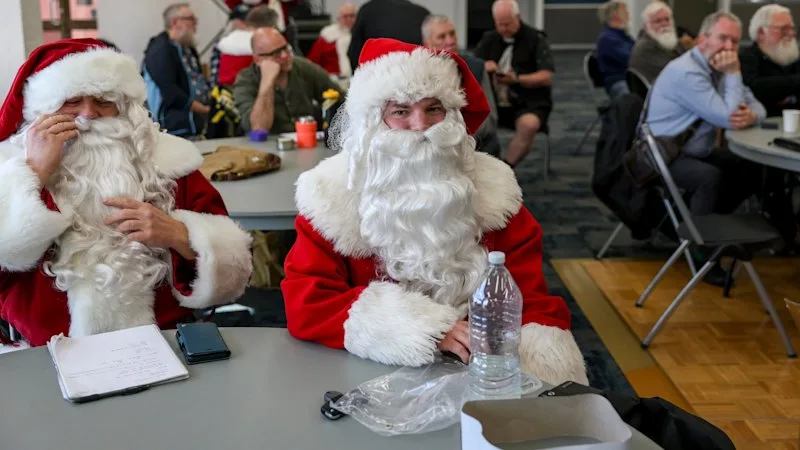 There’s snow business: Veteran Santa buckles up for another Christmas