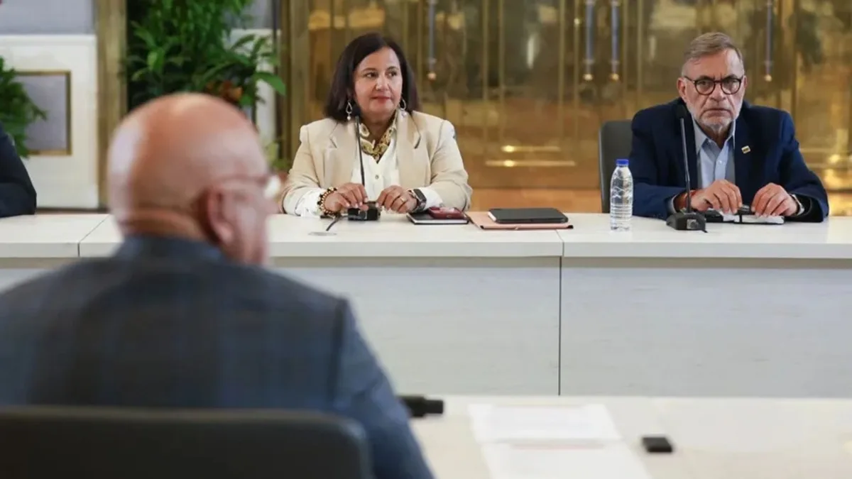 Segunda ronda de diálogo entre oposición y gobierno se extenderá hasta el viernes #22Sep