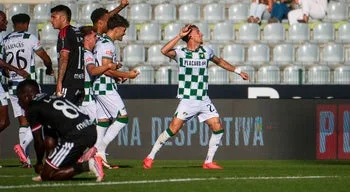 Moreirense vence Casa Pia com golo de `letra` de Francisco Domingues