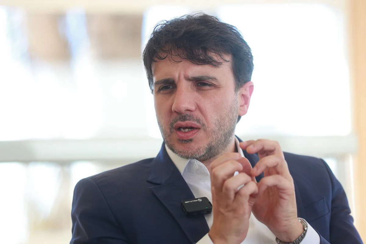 Toffoli proíbe Renan de ir a debates, fazer campanha on-line e usar fundo