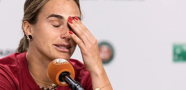 Sabalenka lembra morte de ex-namorado e diz: 'Tênis me salvou da depressão'