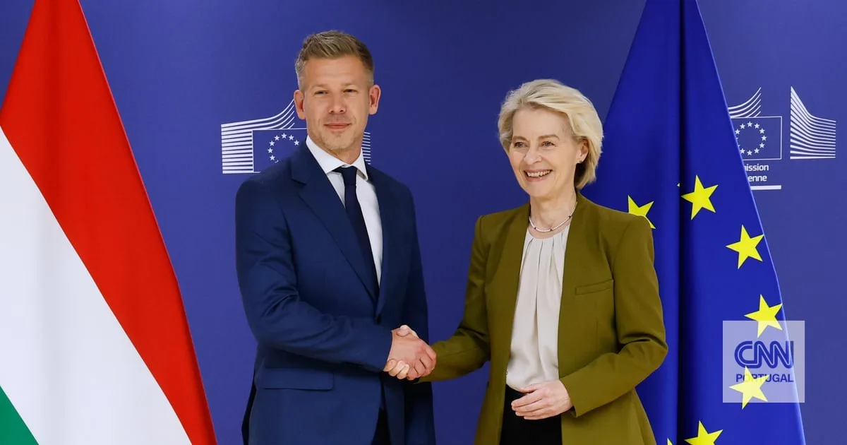 Bruxelas propõe descongelar 4,2 mil milhões de euros para a Hungria e a reintegração no programa Erasmus