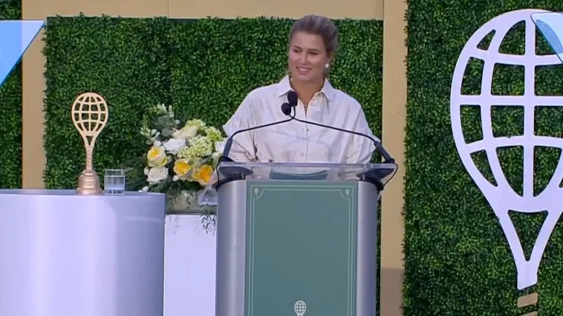Mirka Federer's rare speech at Hall of Fame night