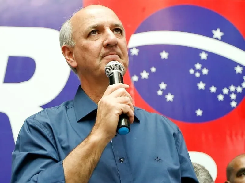 TSE indefere registro de candidatura de Arruda ao governo do DF