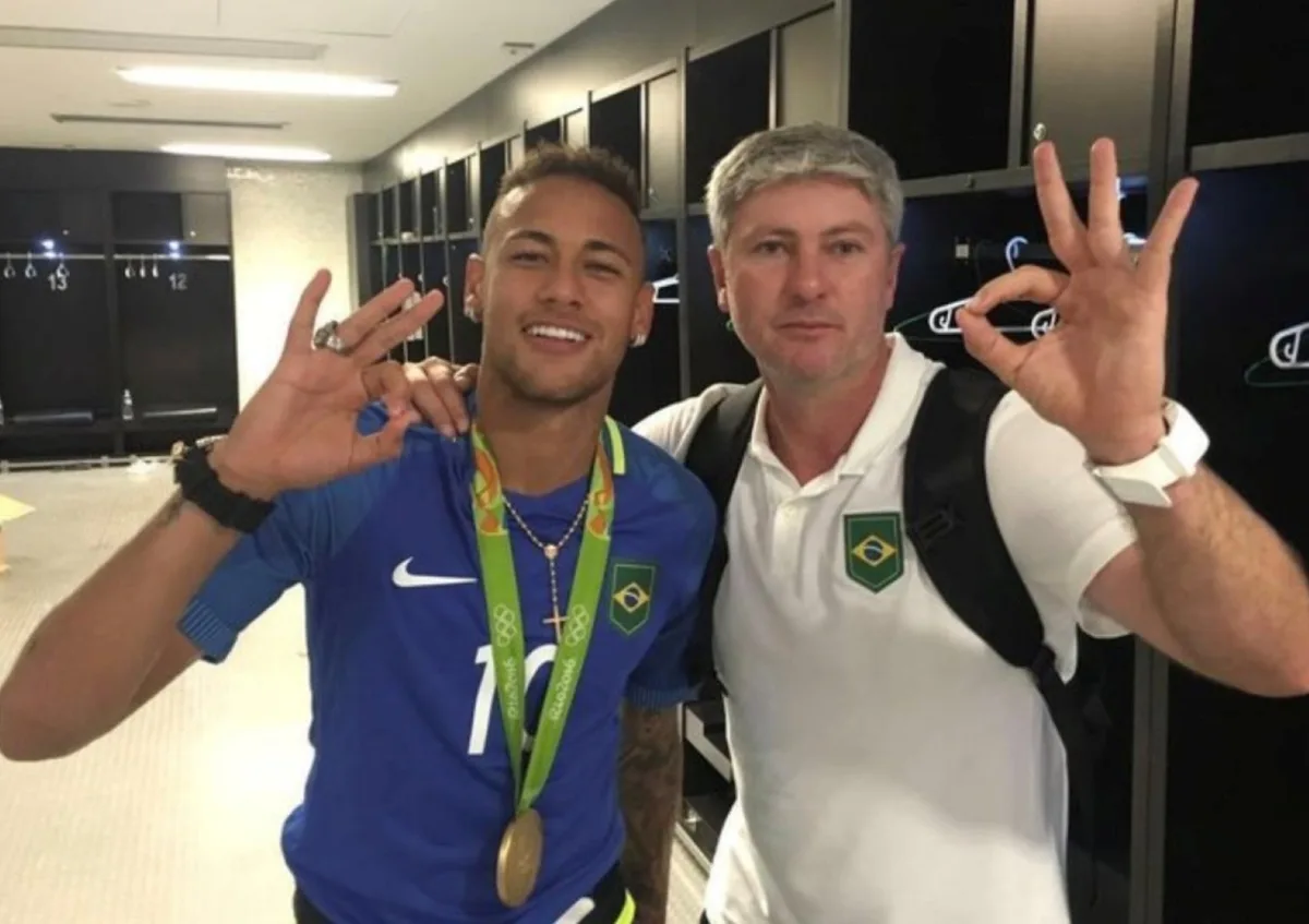 Neymar preso em elevador, dívida de empréstimo... Odair Hellmann conta bastidores do ouro em 2016