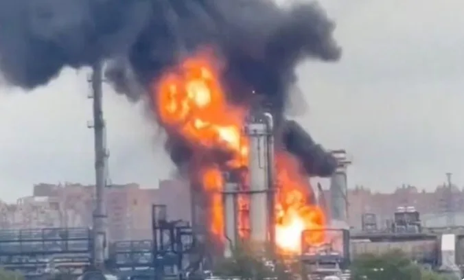 Ucrania ataca una refinería rusa a 200 kilómetros de Moscú