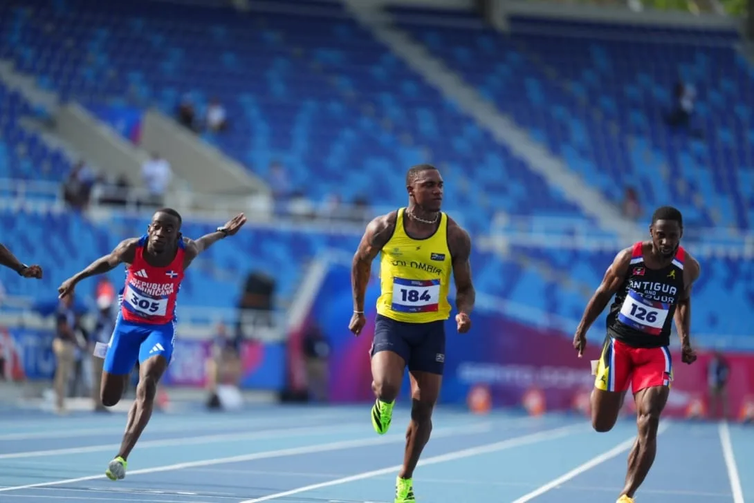 Ronal Longa gana los 100 metros del Félix Sánchez Classic con 9.84 segundos en Santo Domingo, República Dominicana
