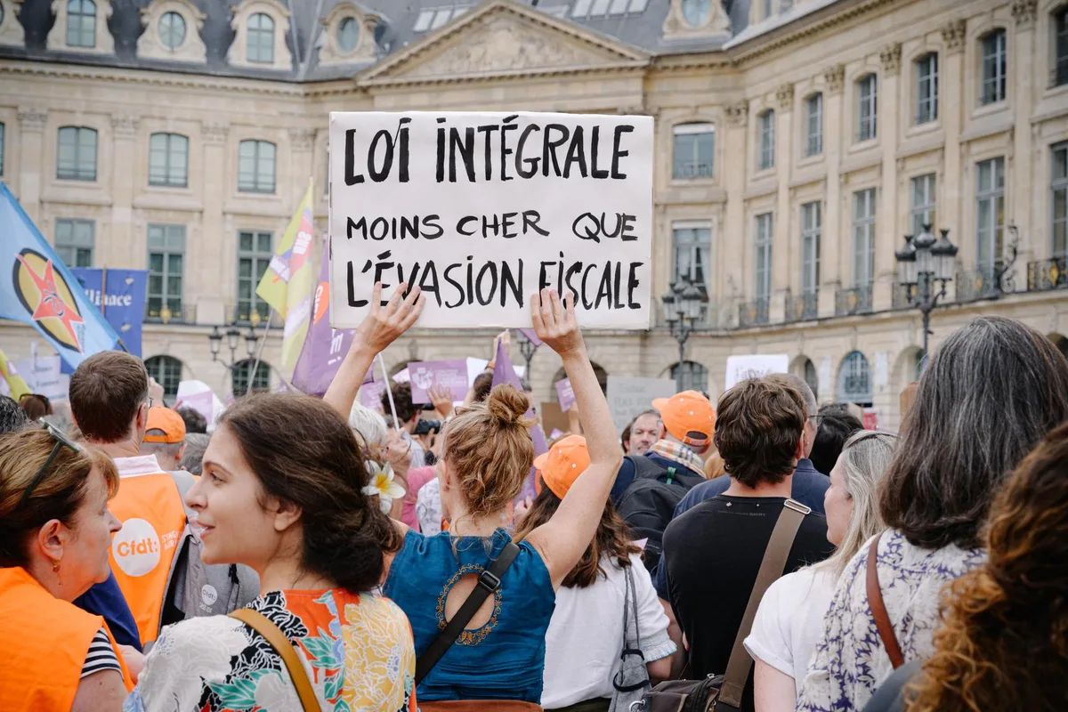 Violences intrafamiliales : pour que les auteurs soient aussi payeurs !