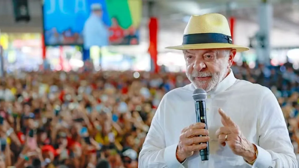 André Mendonça manda Lula apagar pedido de voto em convenção na Bahia