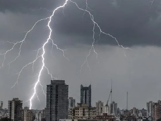 Se viene un choque térmico de 72 horas que traerá temperaturas de 30°C, alta actividad meteorológica, tormentas y ráfagas de hasta 70 km/h: las zonas afectadas