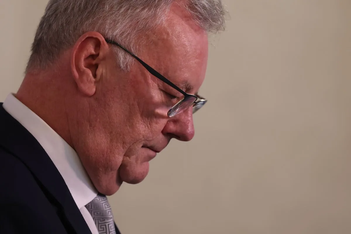 Nesbitt’s ‘regret’ as he resigns as health minister amid row with UUP leader