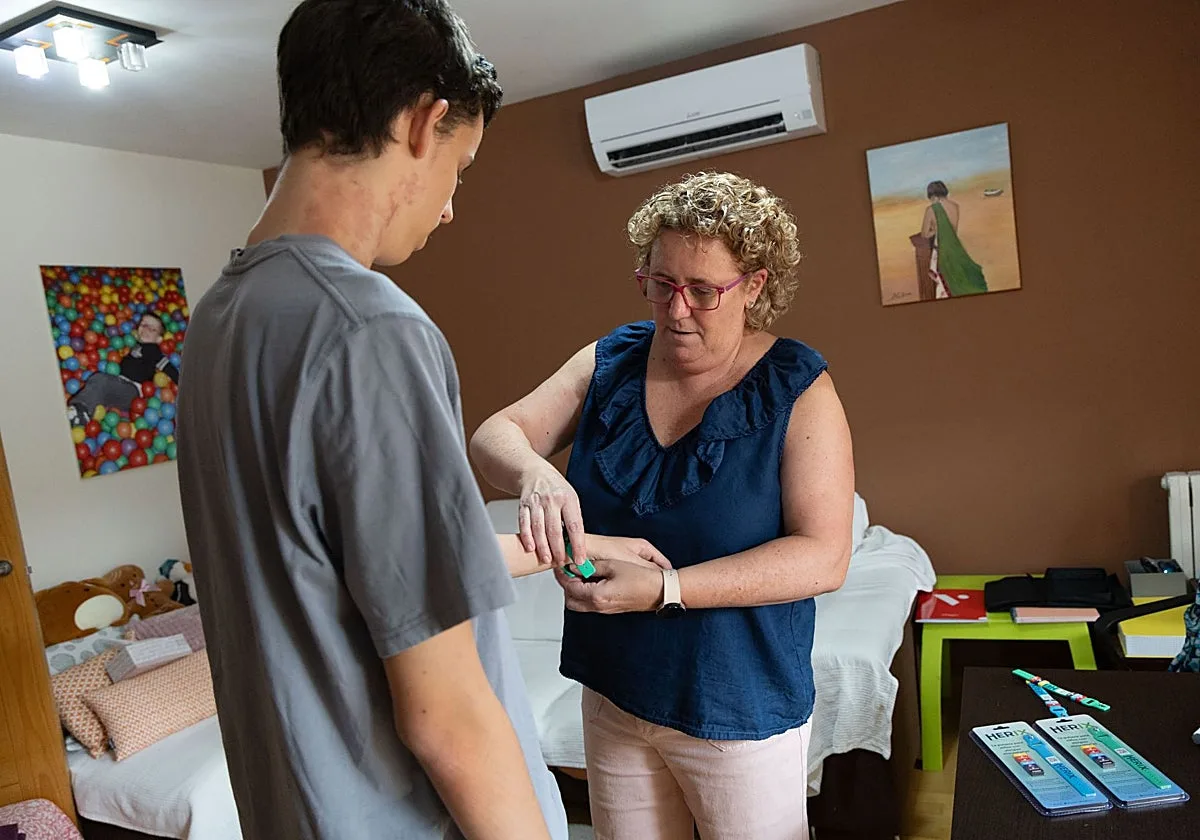 Familias exigen un plan escolar ante una urgencia de vida o muerte: «Cada minuto cuenta»