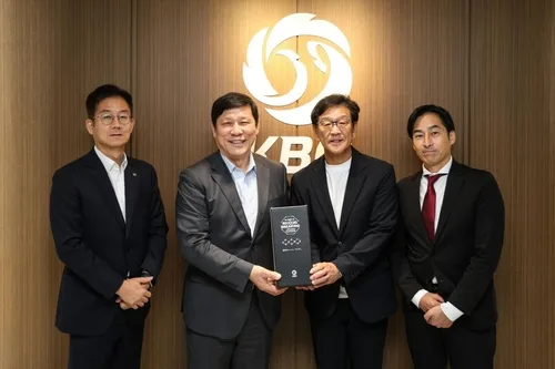 구리야마 전 일본대표팀 감독 방한, KBO와 한일 야구 발전 논의
