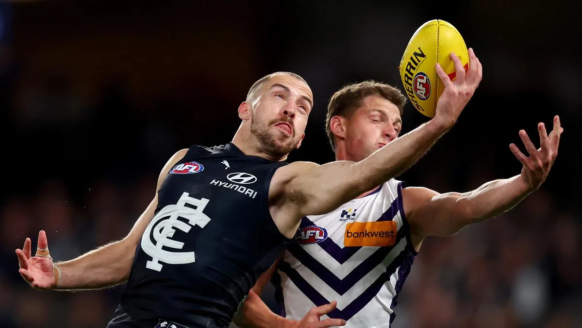 Fremantle Dockers no match for Carlton Blues as hunger and motivation swamp a team with an eye on September