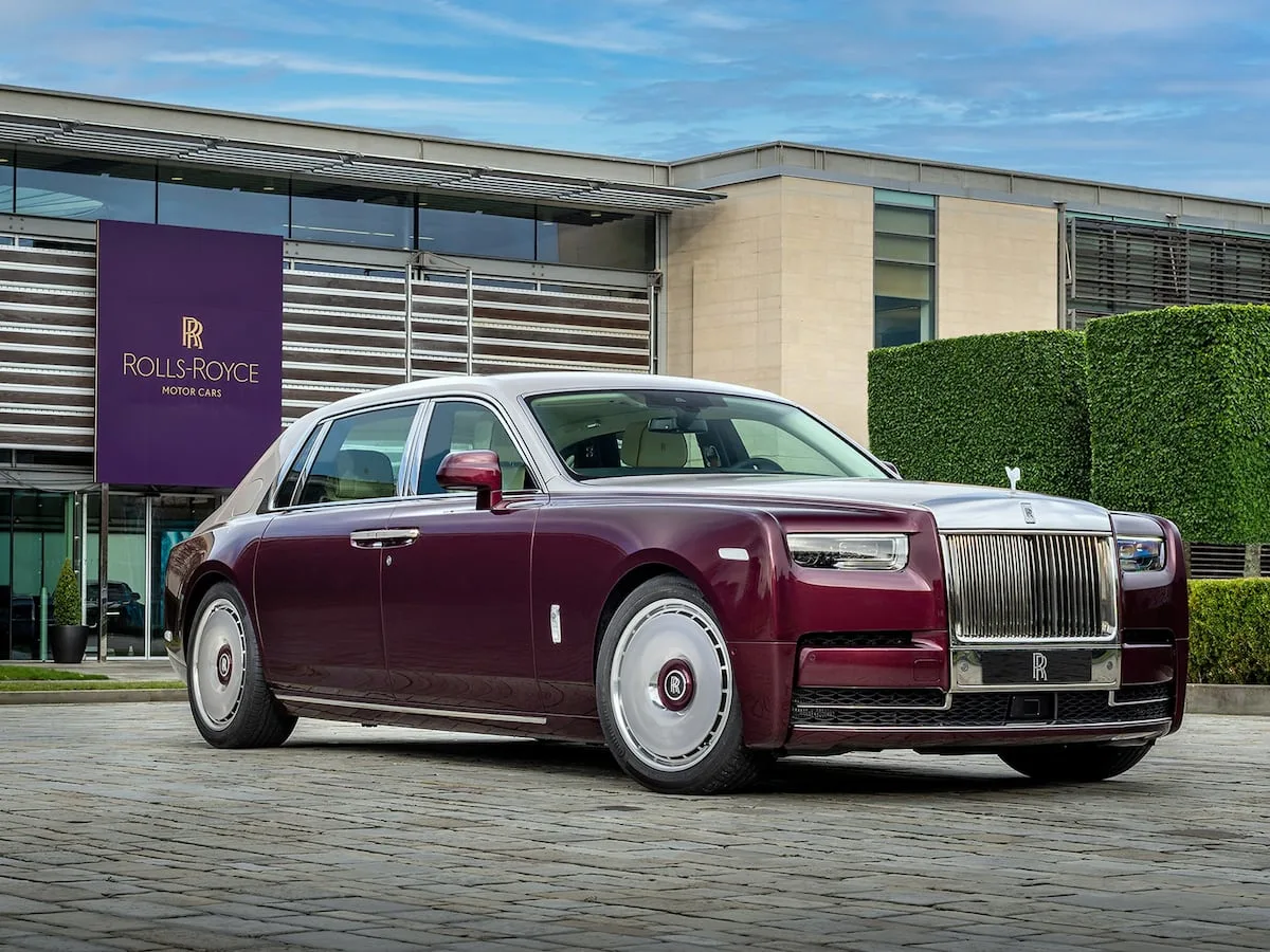 Rolls-Royce brings hummingbird to life in Phantom commission