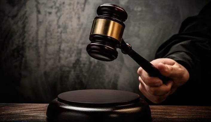Homem é condenado a 25 anos de prisão por matar ex-companheira com golpes de facão no PI; crime ocorreu em 2023
