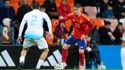 Espanha: Iván Fresneda convocado por Luis de la Fuente para substituir Porro
