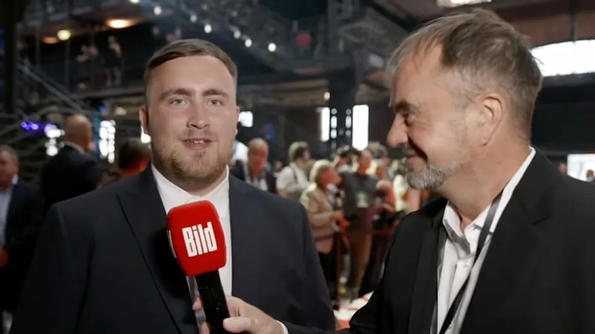 Darts-Star ist United-Fan - Littler-Botschaft an Harry Kane