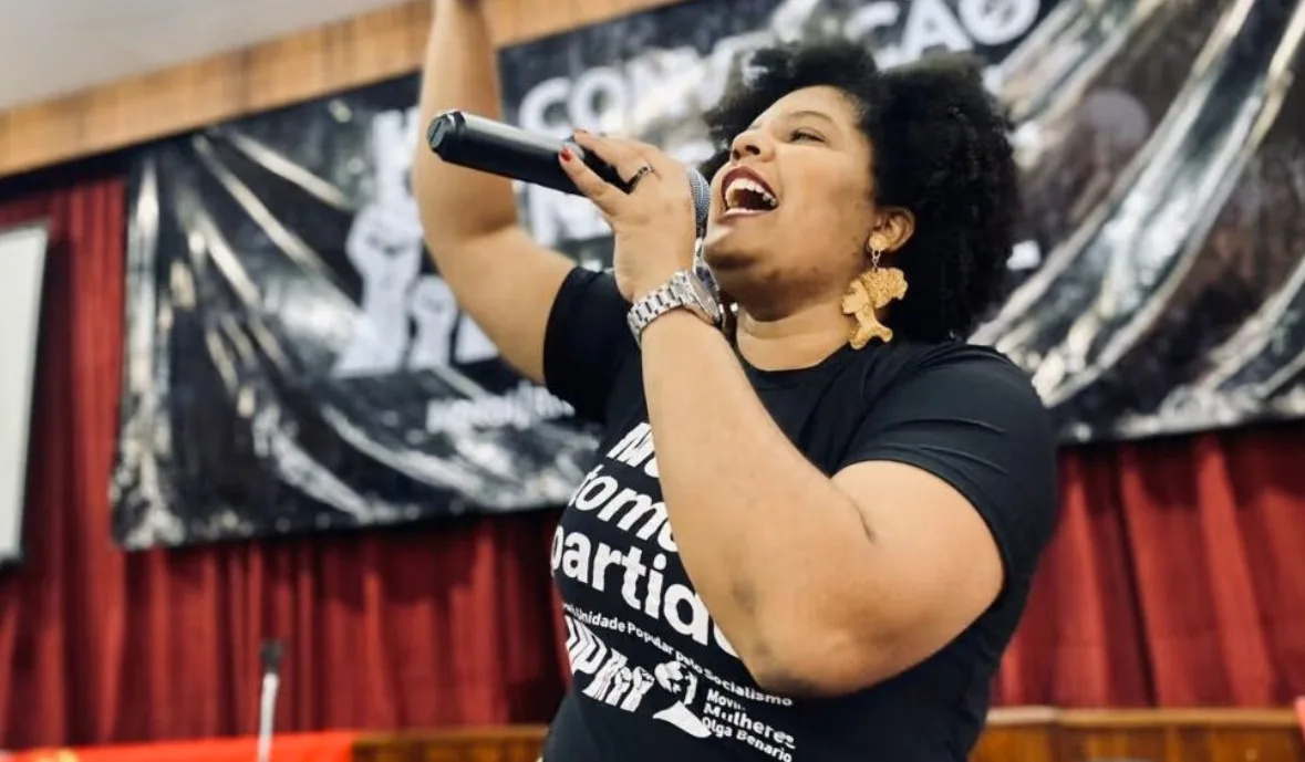 Candidata à Presidência da República promete dobrar salários