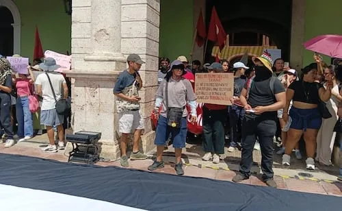 Al grito de "fuera Israel de Yucatán", marchan en apoyo a Palestina en Mérida; rechazan acciones militares en Gaza