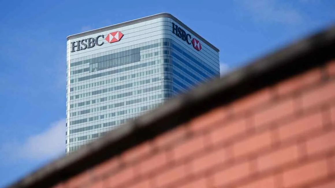 HSBC spends $68mn on biggest cull of senior bankers since financial crisis