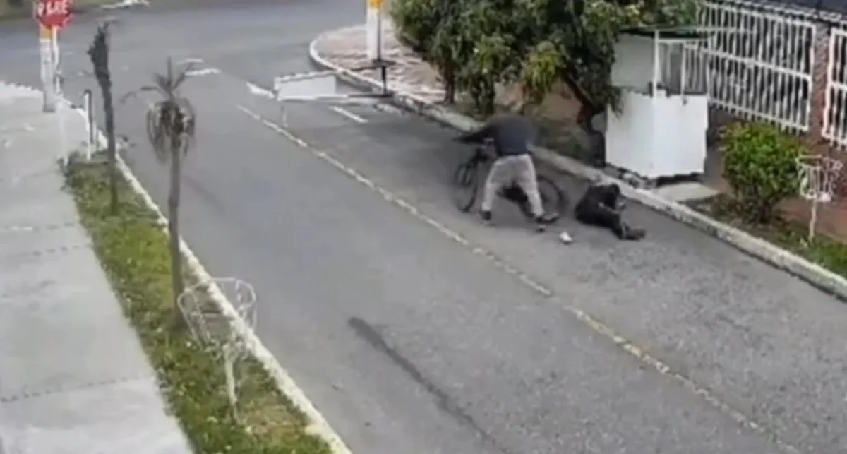 Capturado hombre que habría agredido brutalmente con una roca a un vigilante en el sector de Modelia en Bogotá, confirmó el alcalde Carlos Fernando Galán