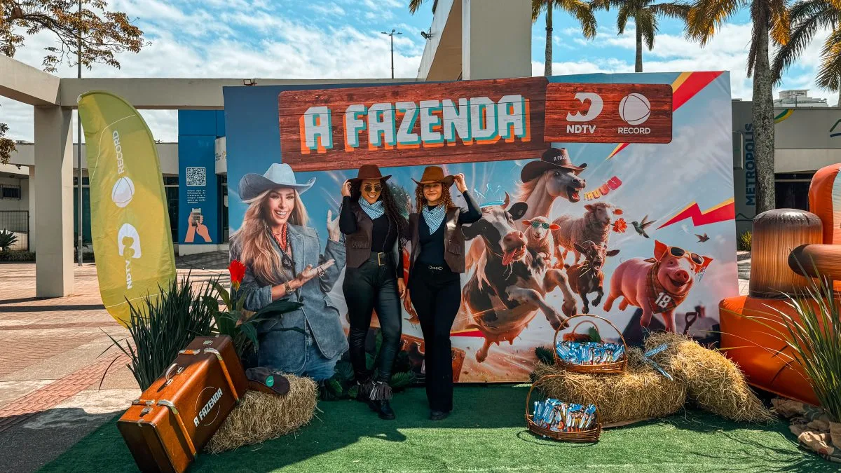 NDTV RECORD leva clima de A Fazenda 18 para as ruas de Florianópolis
