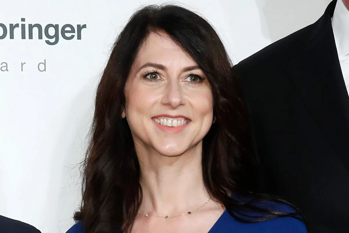 A $1,000 loan kept MacKenzie Scott in college—now the billionaire philanthropist is giving away her $37 billion fortune to repay it forward