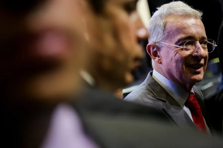 El expresidente Álvaro Uribe deberá responder ante el Congreso: proceso por masacres en Antioquia será asumido por la Comisión de Acusaciones