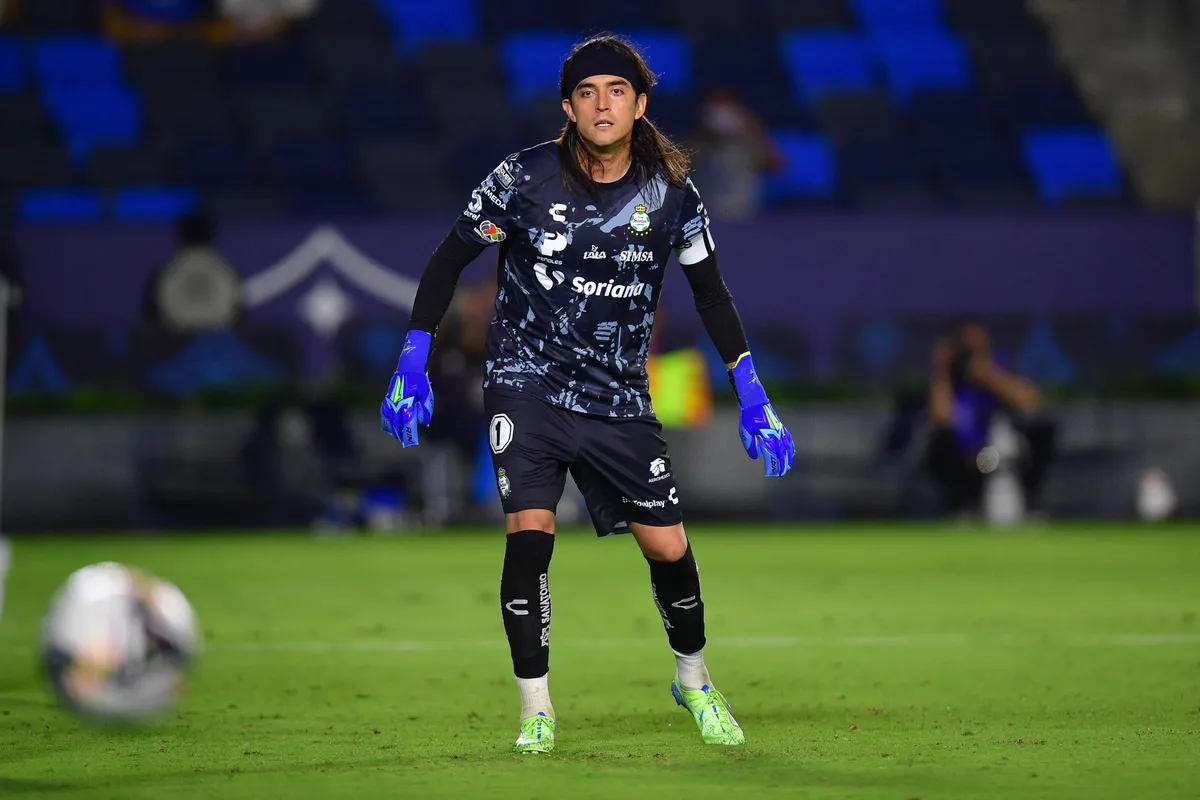 Santos Laguna pone fin a las especulaciones: la directiva aclara el futuro de Carlos Acevedo y las supuestas ofertas de Europa